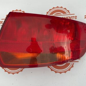 AUDI A3 FANALE POST DX CON PORTA LAMPADA